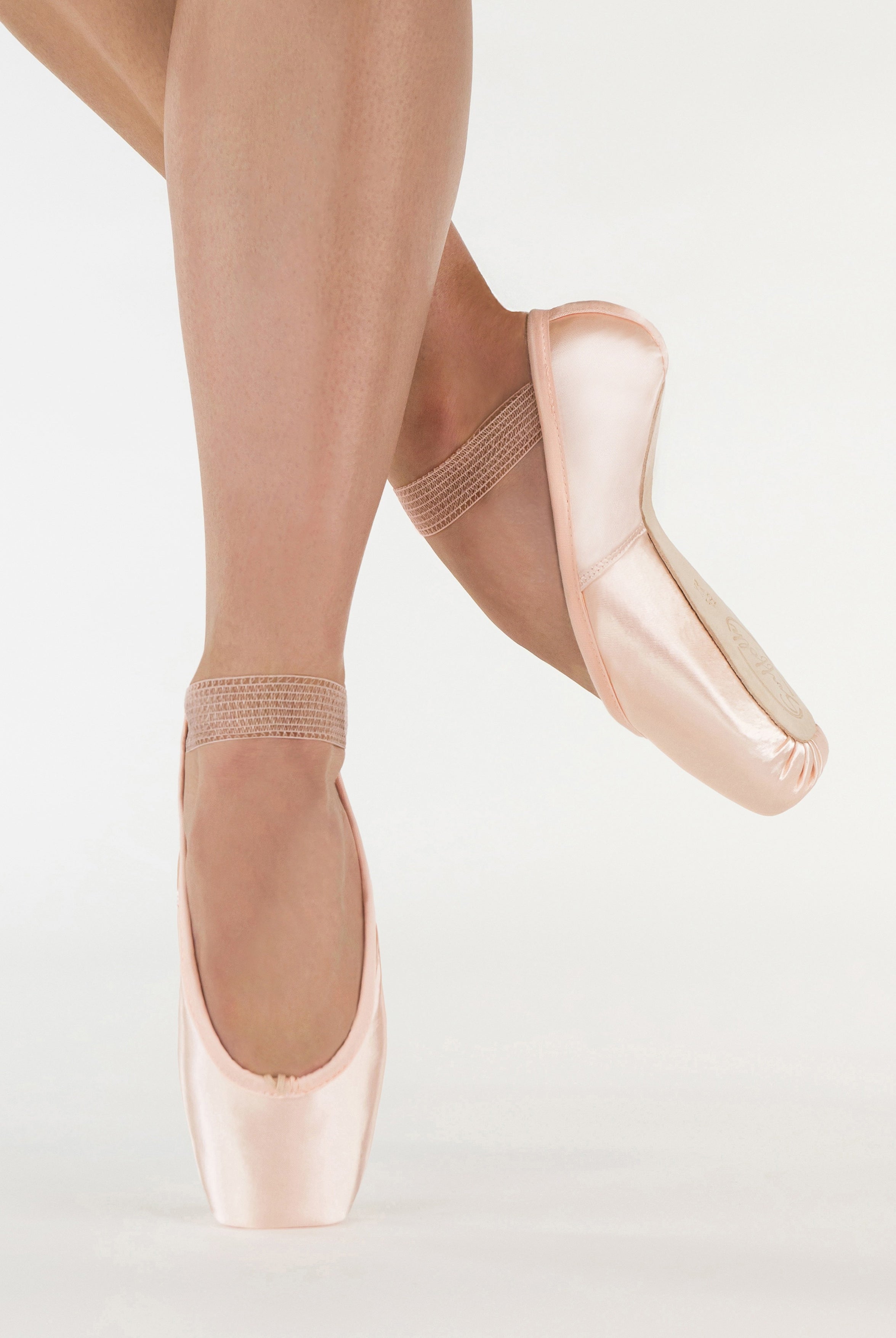 Suffolk Savoy Pointe Shoe Light Shank Pink Satin Beginner Pointe Shoe